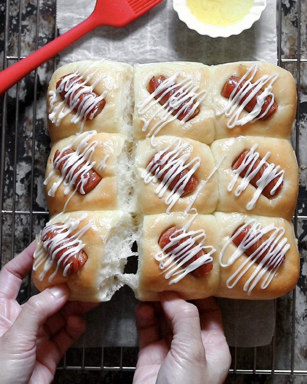 九宮格熱狗手撕包